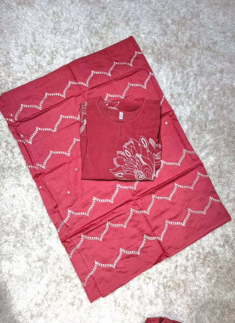 Red Cotton Linen Kurta Set with White Floral Appliqué & Beadwork 3